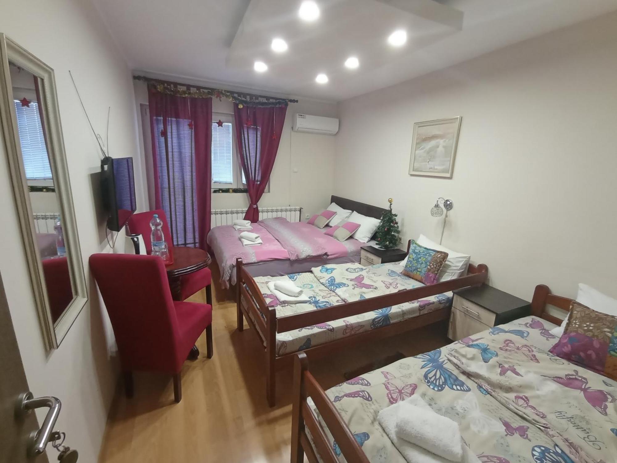 Apartments & Rooms -Mdl Lazic 베오그라드 외부 사진